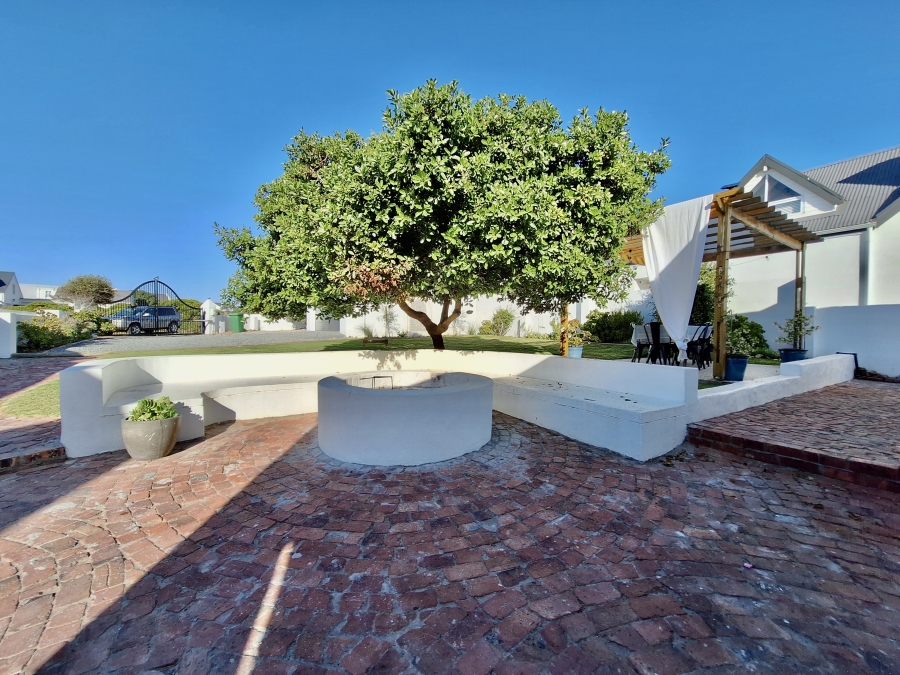 5 Bedroom Property for Sale in Grotto Bay Western Cape